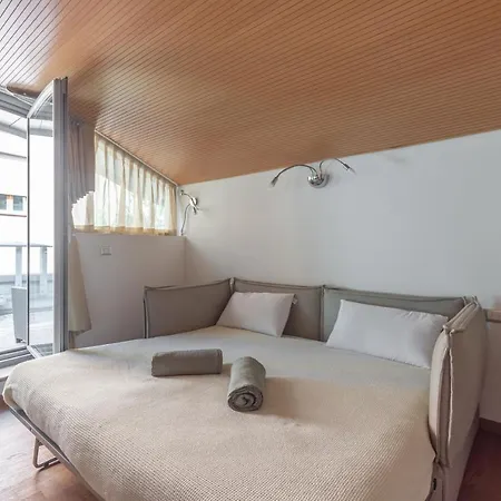 Chic & Modern With Terrace Apartment Bologna