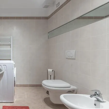 Chic & Modern With Terrace Apartment Bologna