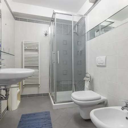 Chic & Modern With Terrace Apartment Bologna